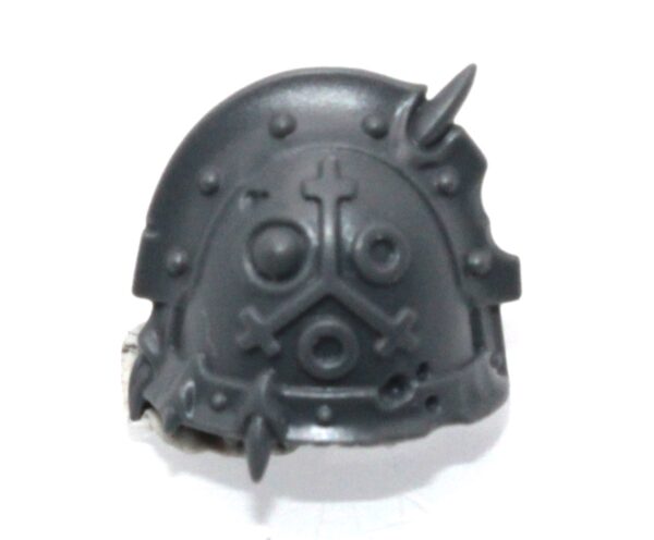 Plague Marines Shoulder Pad E