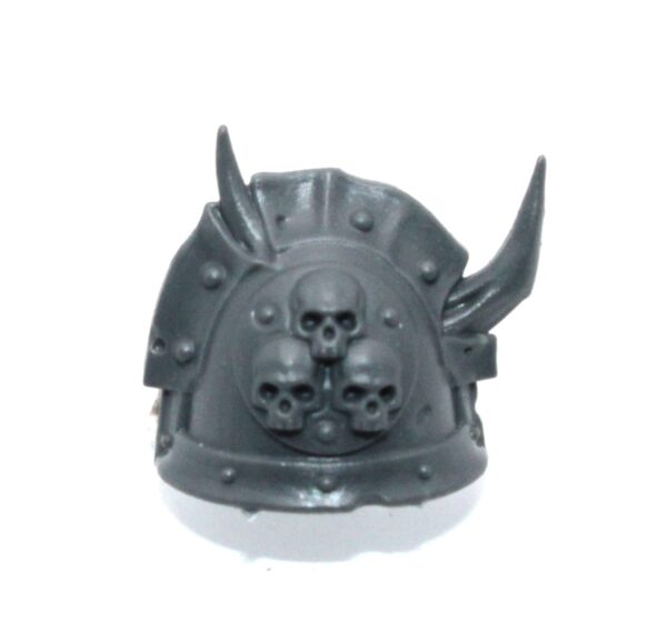 Plague Marines Shoulder Pad I