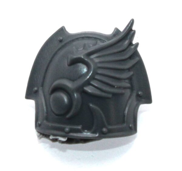 Flawless Blades Shoulder Pad I