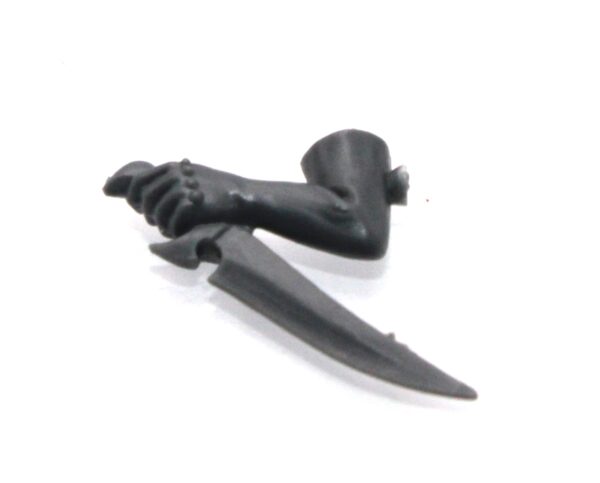 Witch Aelves Left Arm Small Knife A