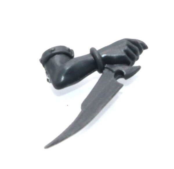 Witch Aelves Right Arm Small Knife C