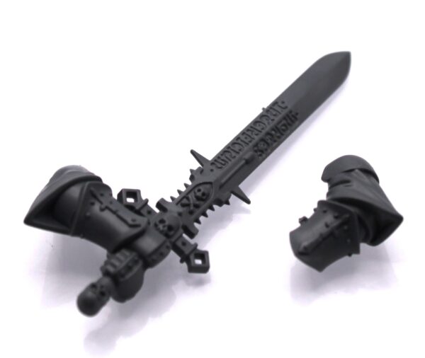 Inner Circle Companions 1 Calibanite Greatsword B