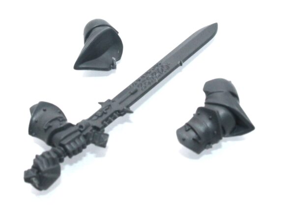 Inner Circle Companions 3 Calibanite Greatsword B