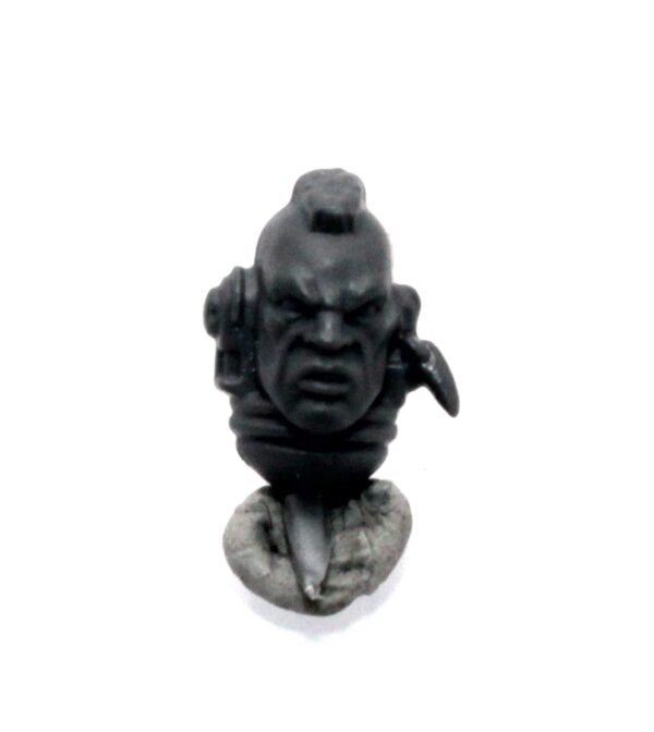 Space Wolf Blood Claws Bare Head C