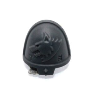 Space Wolf Blood Claws Pack Leader Shoulder Pad B