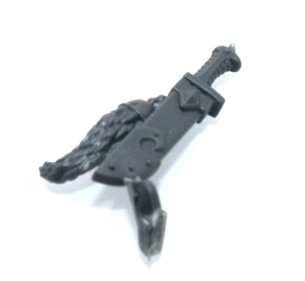 Space Wolf Blood Claws Knife E