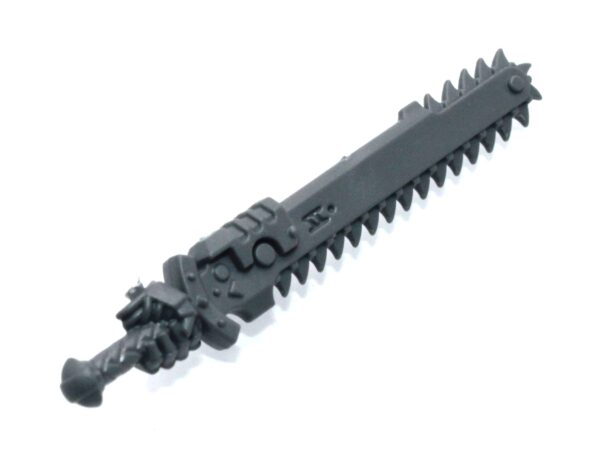 Space Wolf Blood Claws Chainsword