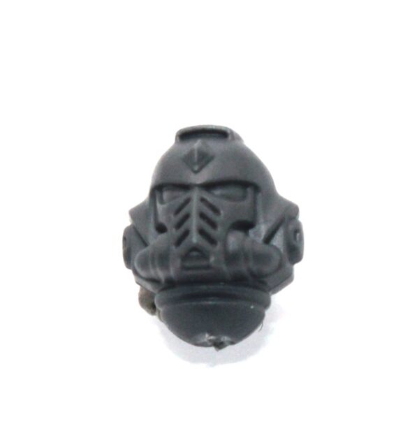 Grey Hunters  Helmet Head B