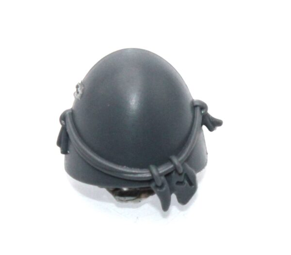 Grey Hunters Shoulder Pad B