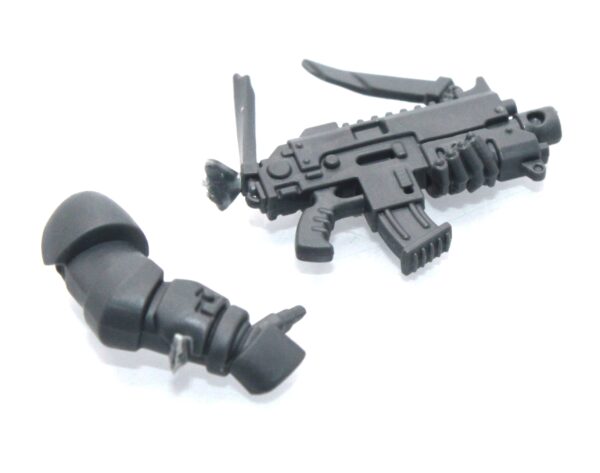 Grey Hunters Bolter Arm E