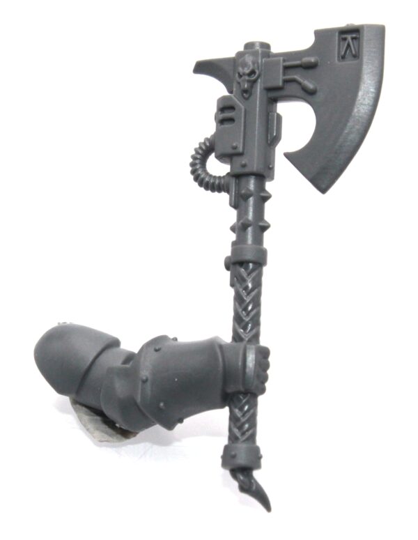 Wolf Guard Headtakers Right Arm Power Axe C
