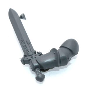 Wolf Guard Headtakers Left Arm Power Sword C