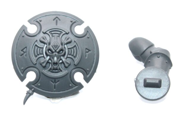 Wolf Guard Headtakers Shield Arm C