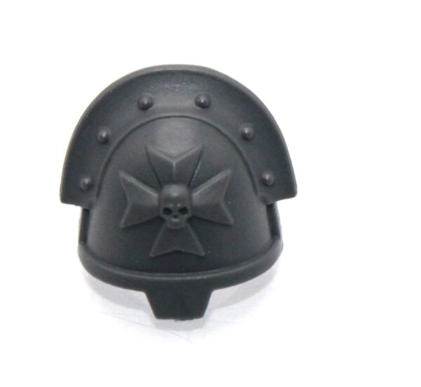 Sword Brethren Shoulder Pad A