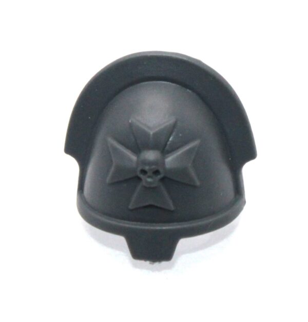 Sword Brethren Shoulder Pad E