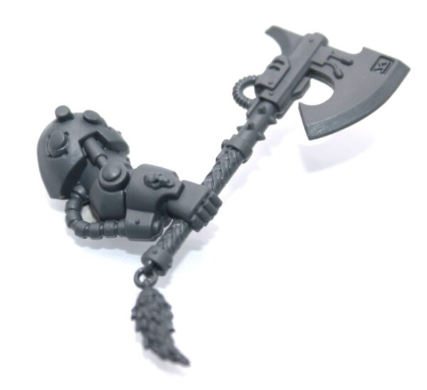 Wolf Guard Terminators Power Axe B