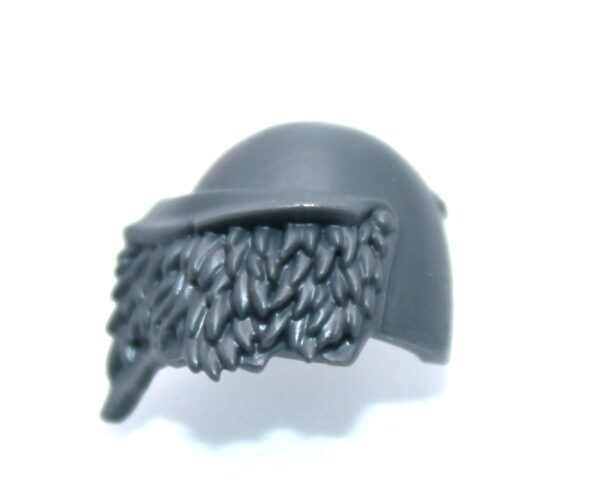 Wolf Guard Terminators Shoulder Pad L
