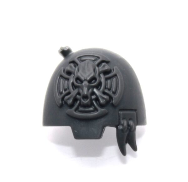 Wolf Guard Terminators Shoulder Pad M