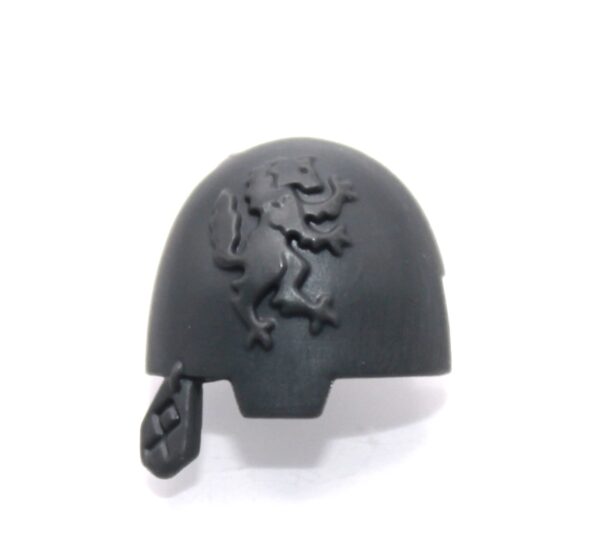 Wolf Guard Terminators Shoulder Pad N