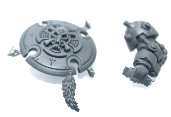 Wolf Guard Terminators Storm Shield E