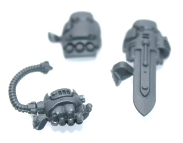 Einhyr Hearthguard E Plasma Gauntlet