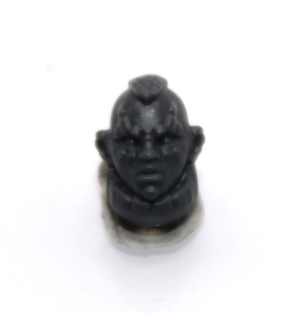 Einhyr Hearthguard Head L