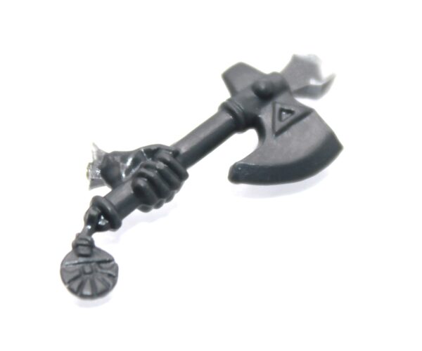 Dwarf Thunderers Axe Hand