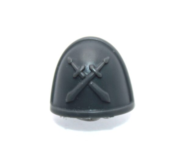 Deathwatch Kill Team Sable Swords Shoulder Pad