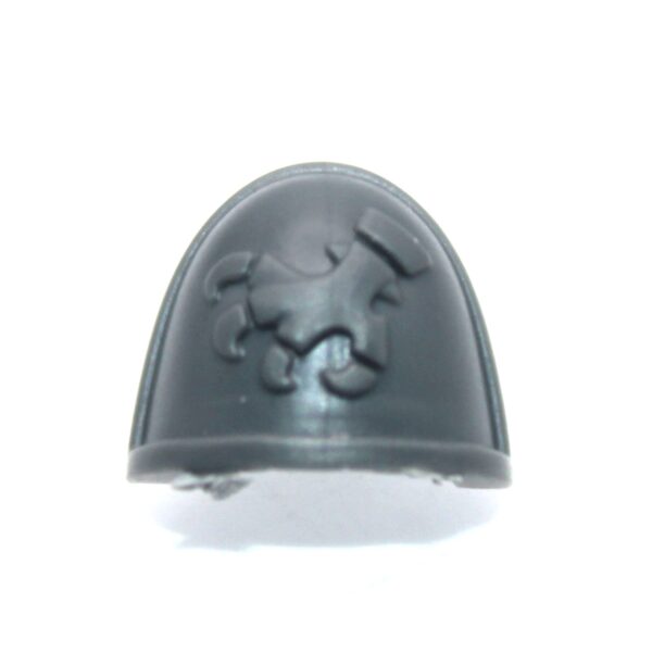 Deathwatch Kill Team Brazen Claws Shoulder Pad