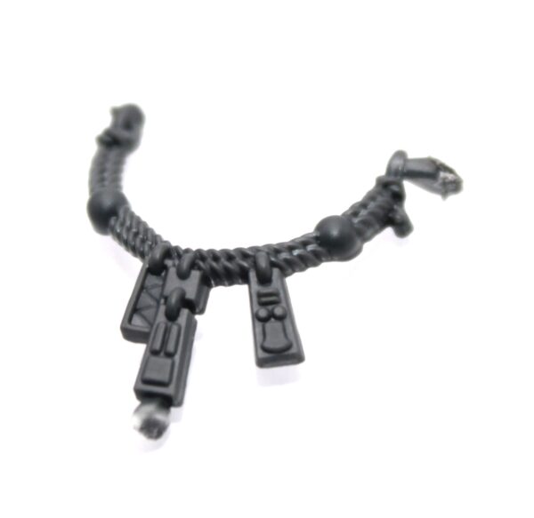 Kroxigor Necklace D