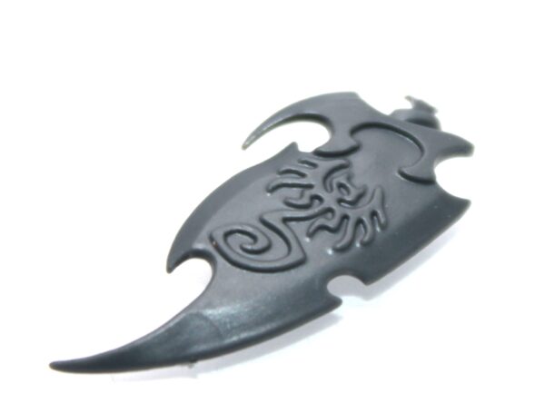 Khinerai Heartrenders Heartpiercer Shield C