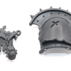 Chaos Space Marine Demon Prince Shoulder Pad A