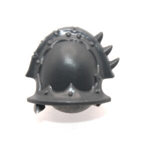 Chaos Space Marine Raptors Shoulder Pad C