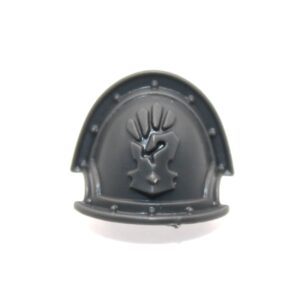 Red Corsairs Raider Shoulder Pad P