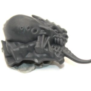 Genestealers 9 Head A